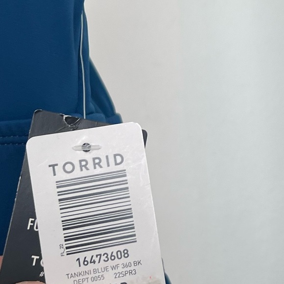 NWT Torrid Wire Free Cross Back Tankini Top in Blue - Picture 6 of 7